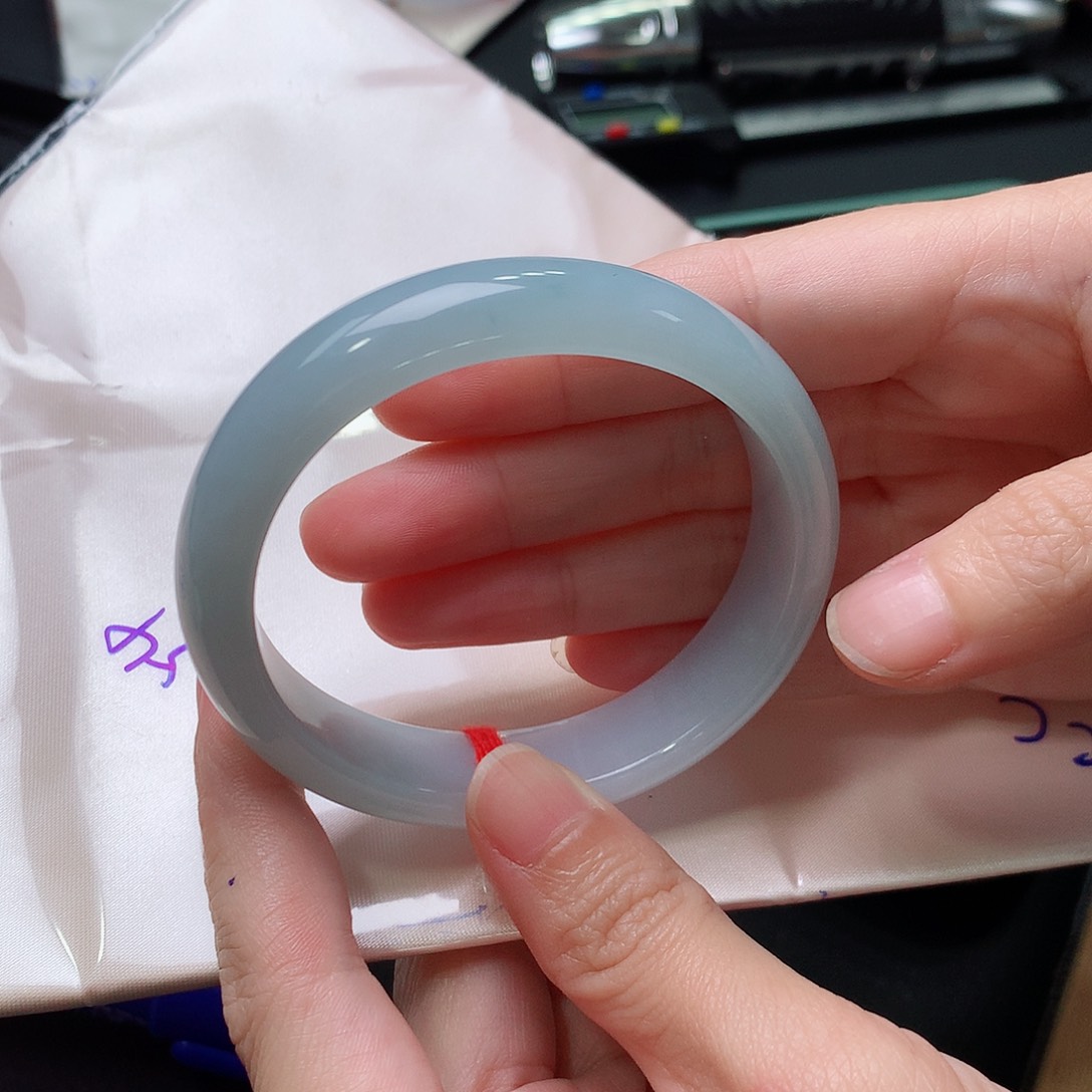 翡翠手镯未镶嵌A***C贵妃