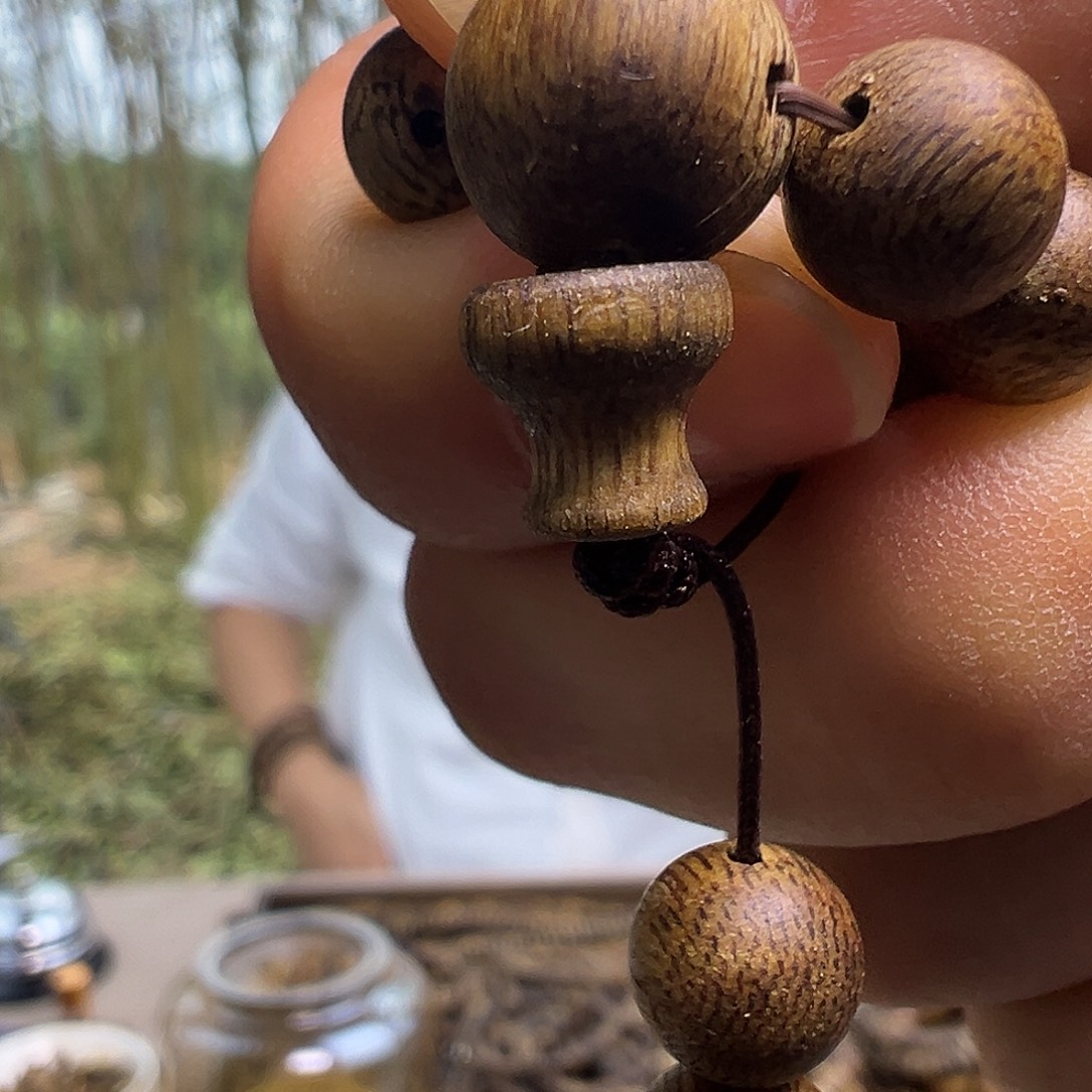 沉香碎屑沉香珠子