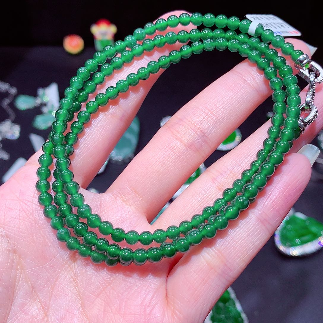 【闪购商品】翡翠吊坠(不含链)未镶嵌