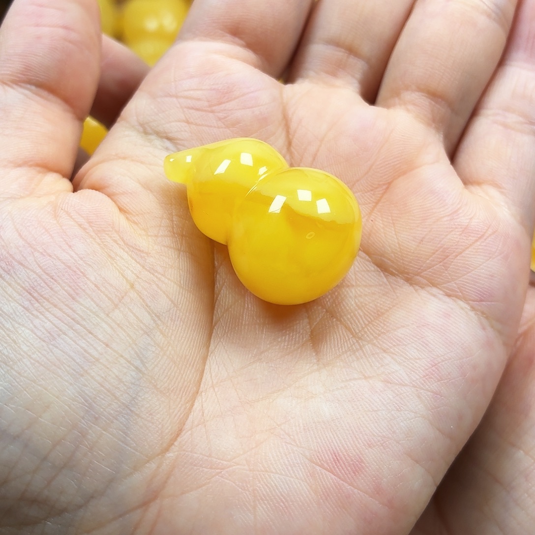 蜜蜡未镶嵌颈饰焦皮浓蜡妖花葫芦