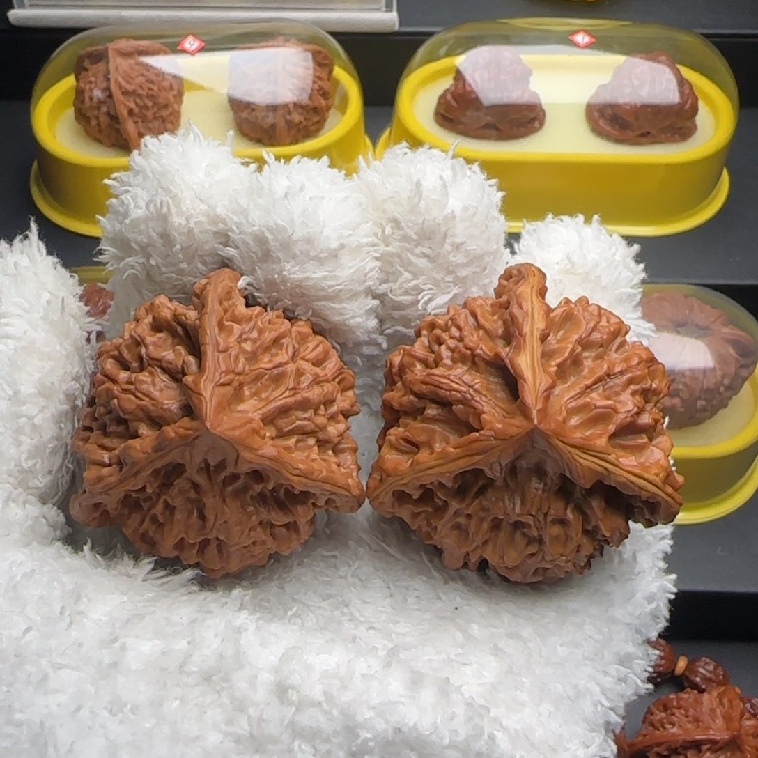 文玩核桃把件官帽奔48