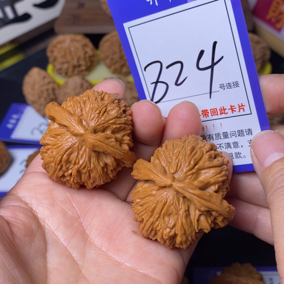 文玩核桃把件42白狮子824