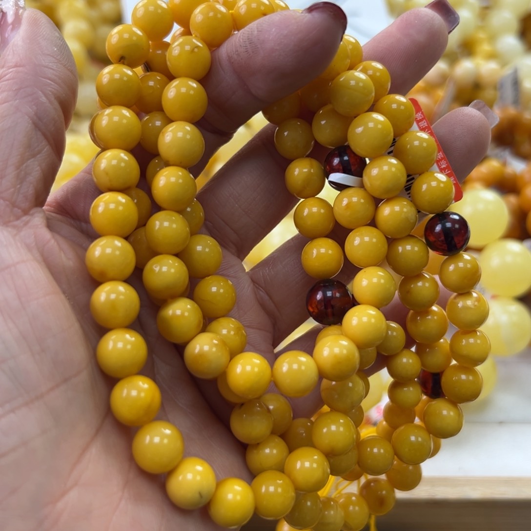 琥珀珠宝奇石未镶嵌