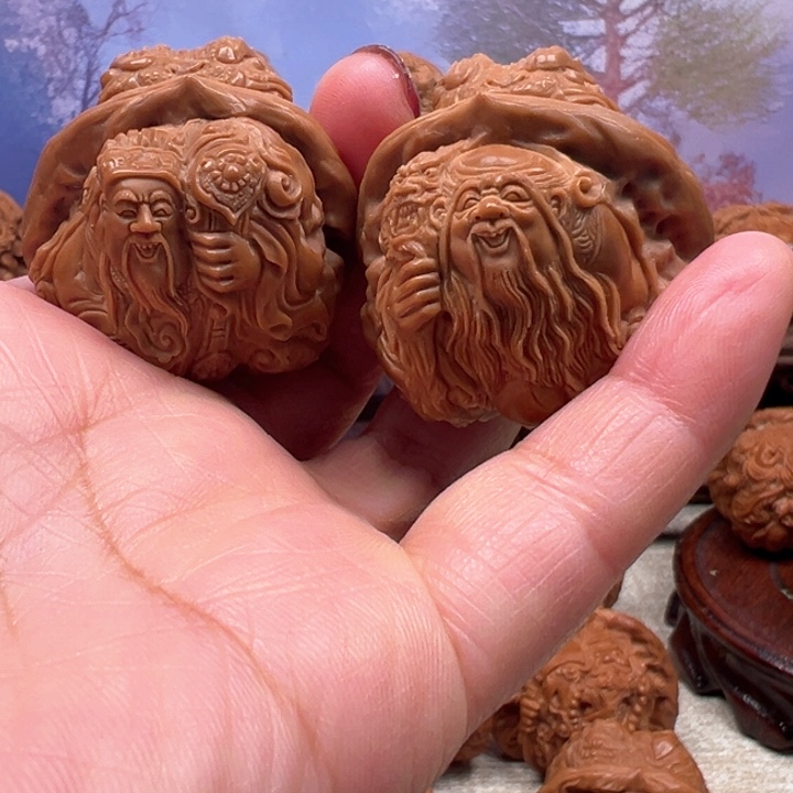 亮***8核桃把件蛤蟆头财神兽寿星