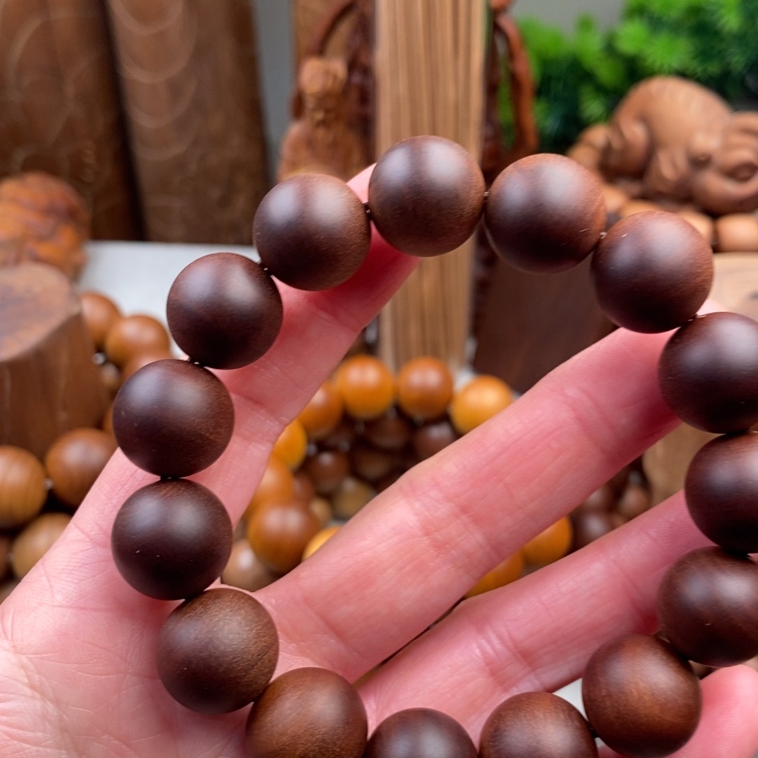 檀香木手串/手链G**d老山檀香1.5黑肉手串