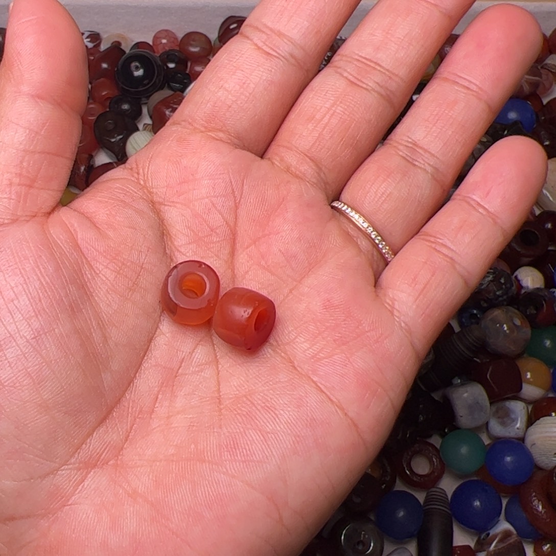 伊***玫玛瑙/玉髓未镶嵌配饰