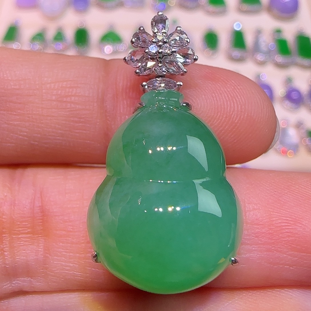 翡翠18K金镶嵌吊坠(不含链)