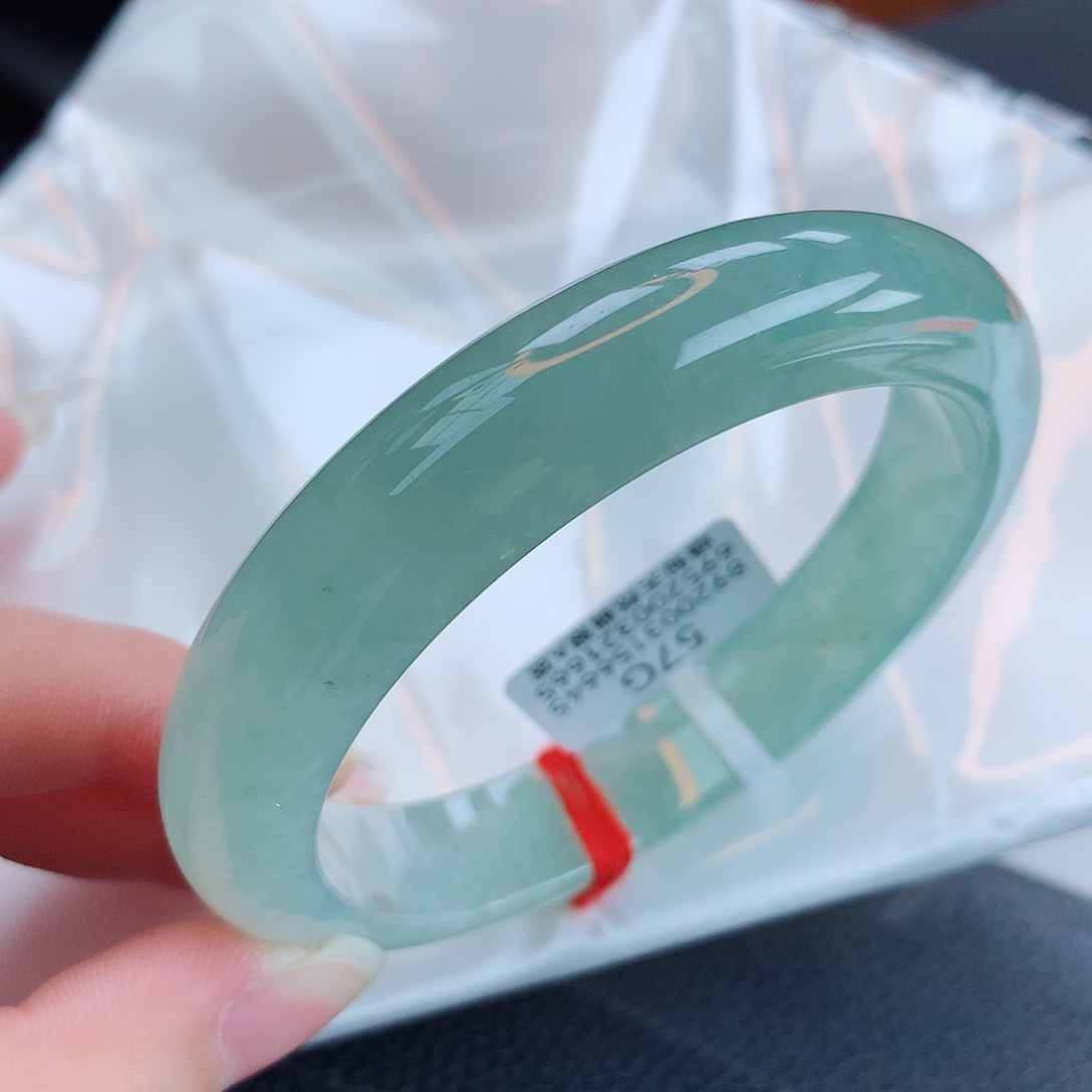 翡翠手镯未镶嵌缅甸天然翡翠a货
