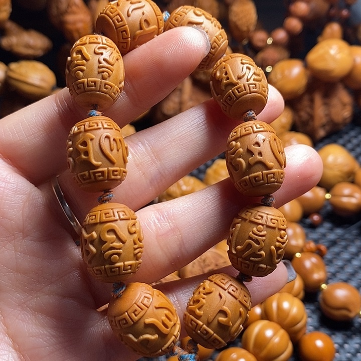 吊坠橄榄核六字真言