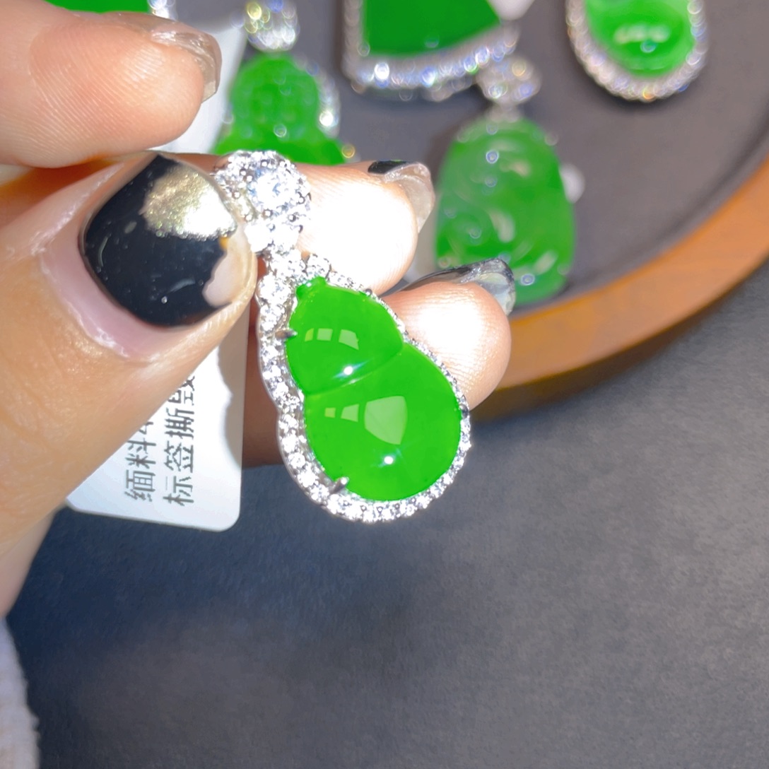 翡翠银S925镶嵌颈饰njjj