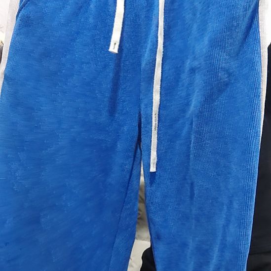 外套穿着舒服透气性好