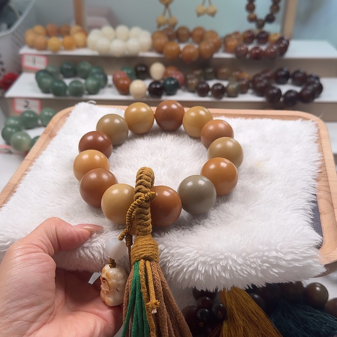 懒****吊坠菩提根/象牙果补尾款