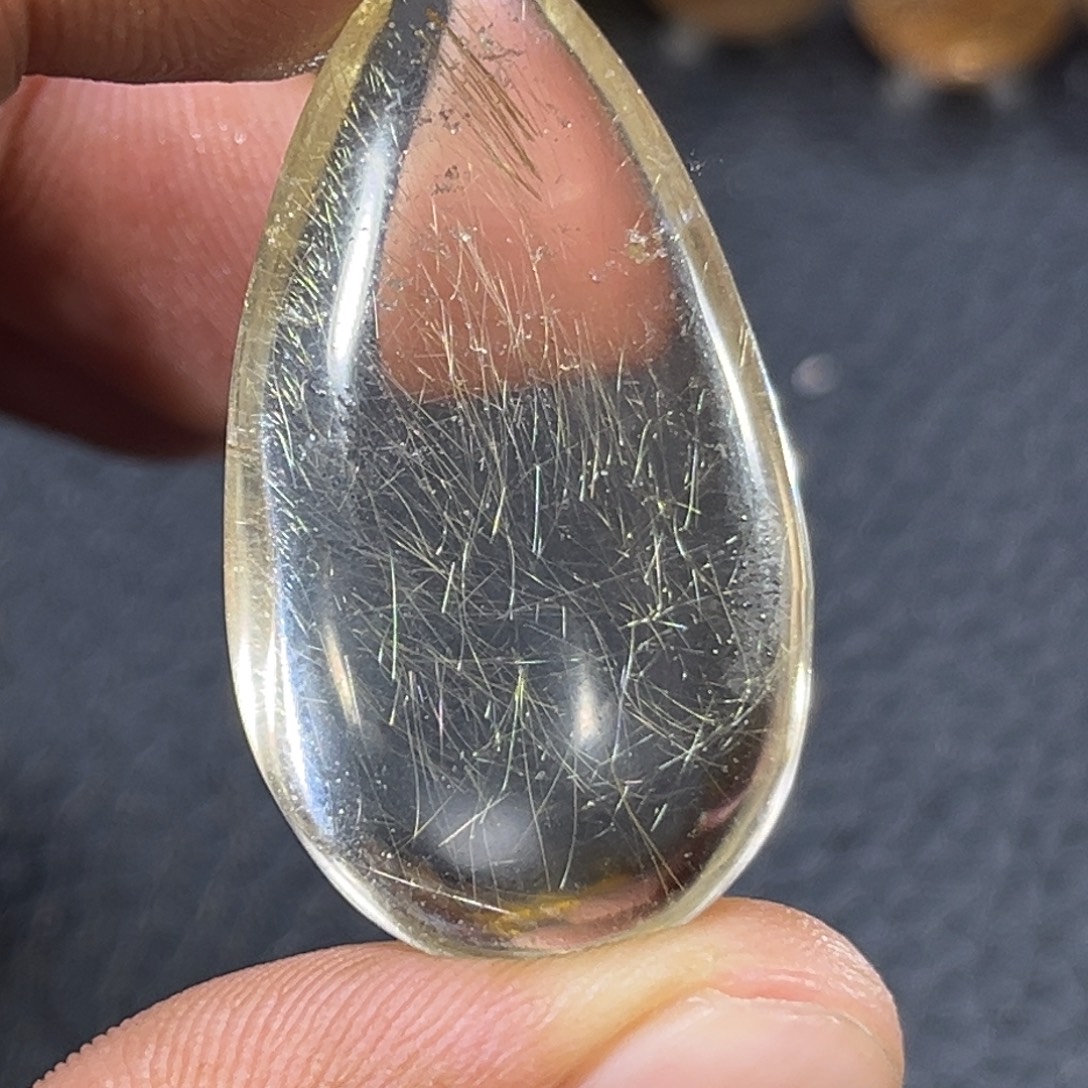 濕***虎吊坠(不含链)未镶嵌发晶3