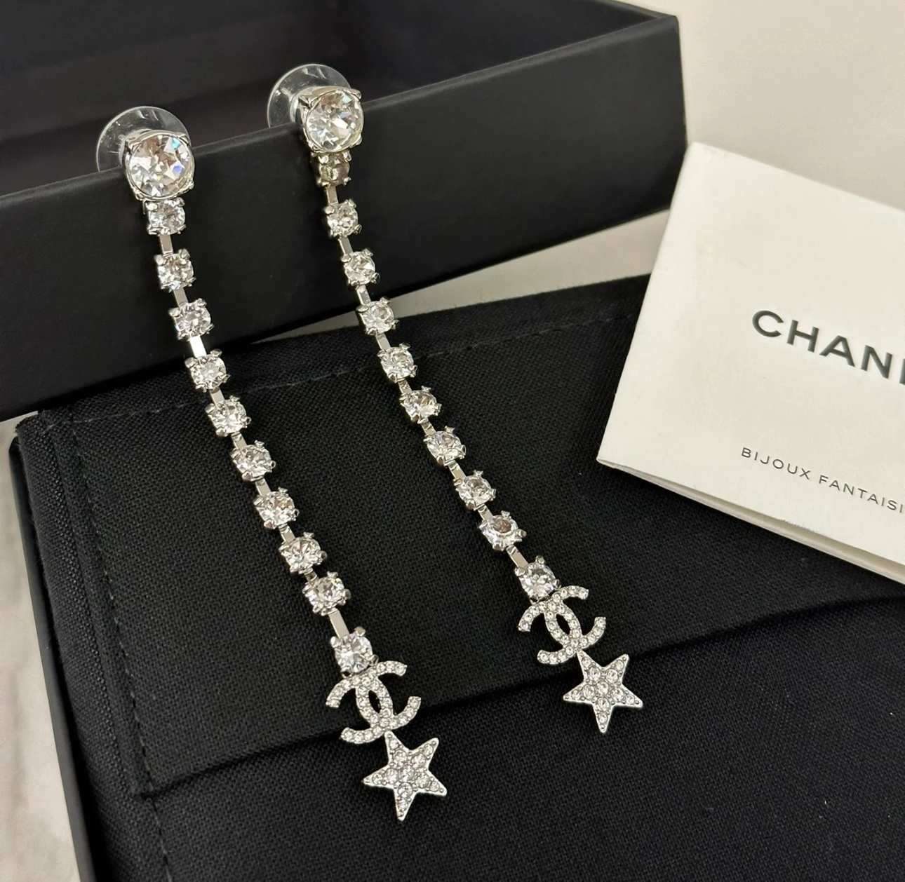 未使用 Chanel/香奈儿 多多奢品/香奈儿水钻双c星星流苏耳钉