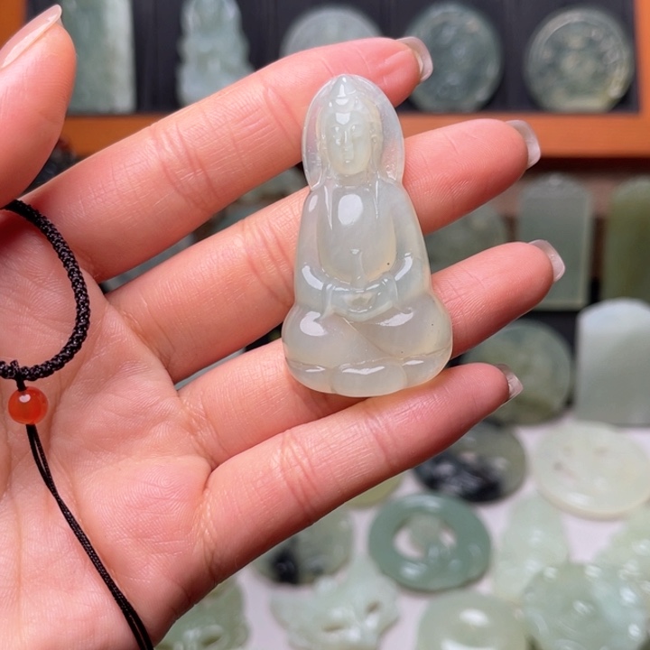 岫玉吊坠(赠链)未镶嵌