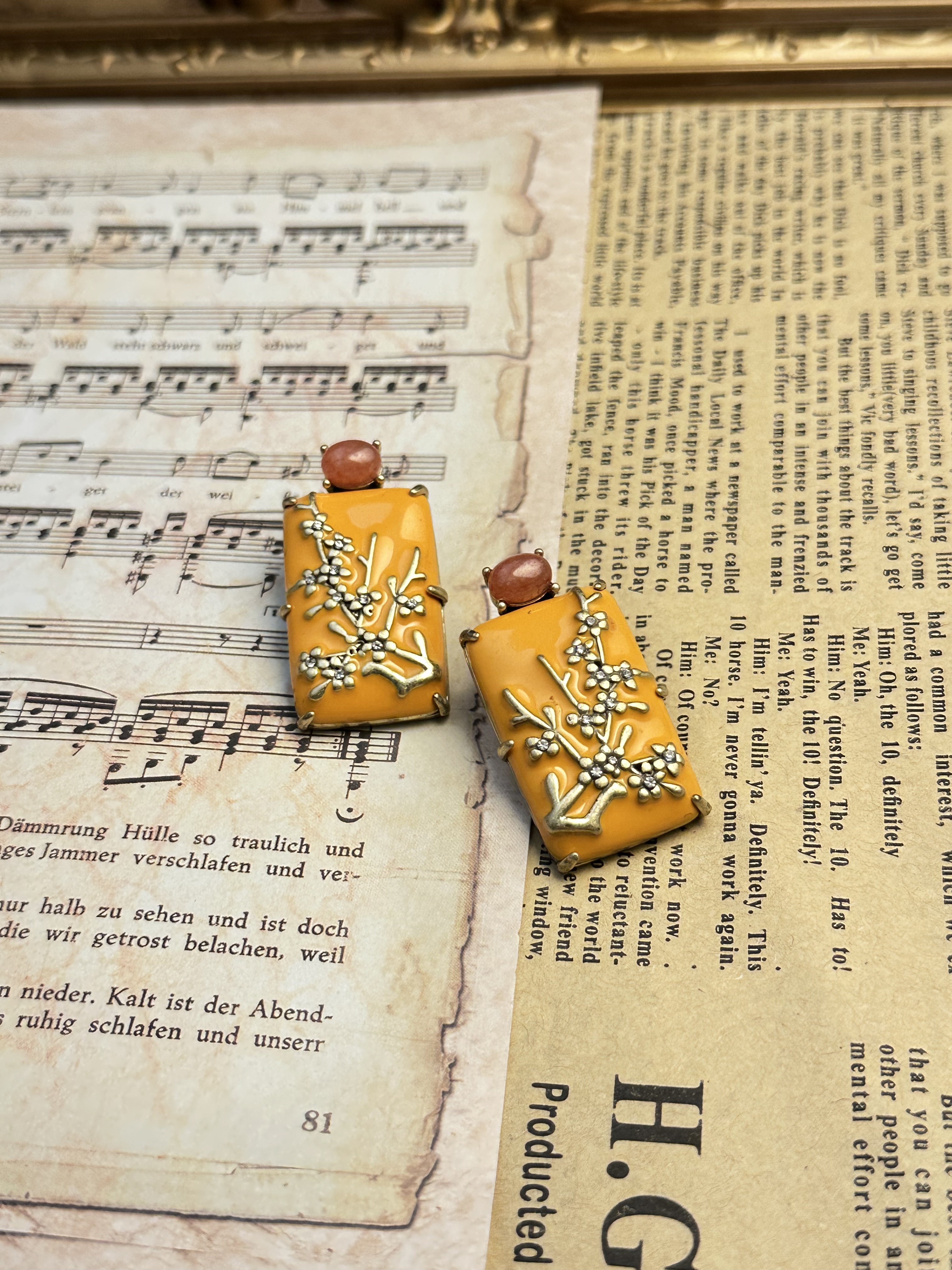 铜合金珐琅耳饰 中古镀金黄色珐琅树枝新中式耳饰 E0189