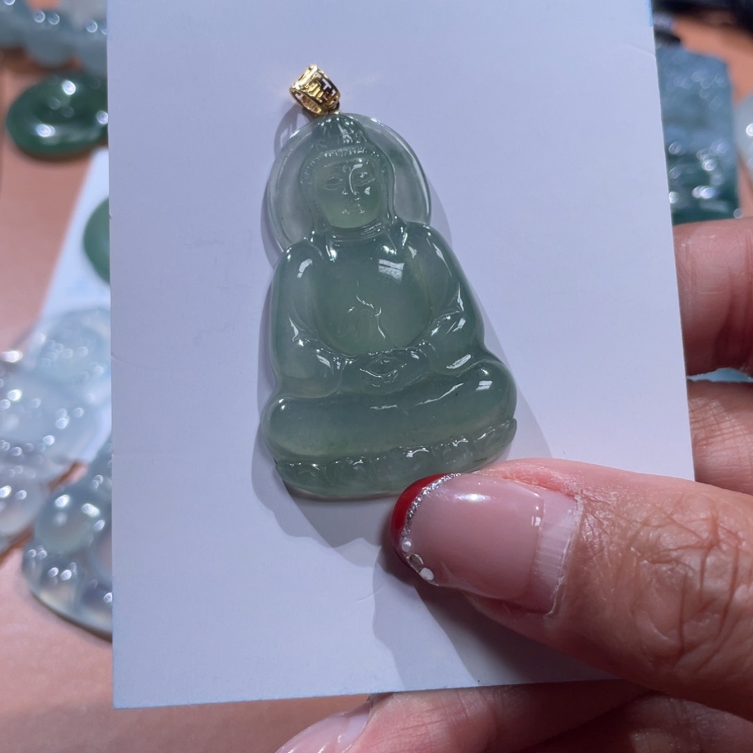 翡翠颈饰18K金镶嵌翡翠