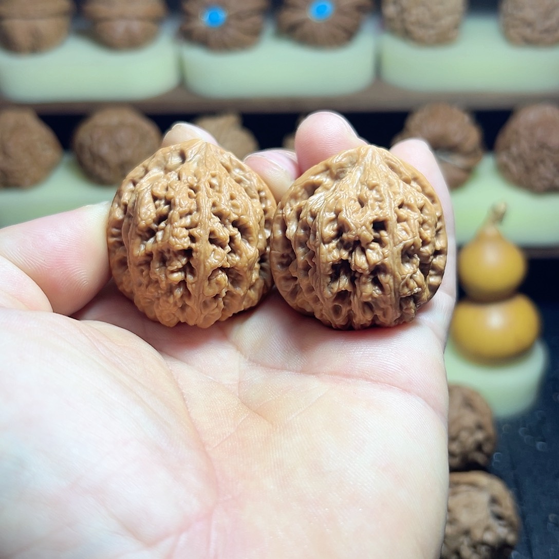 【闪购商品】文玩核桃吊坠大粗筋