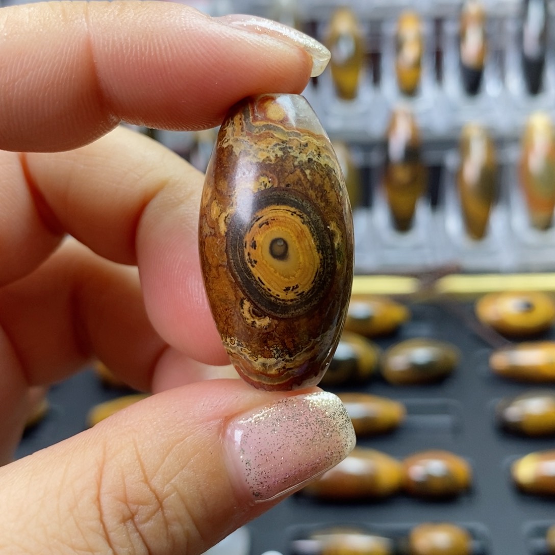 玛瑙/玉髓颈饰合金