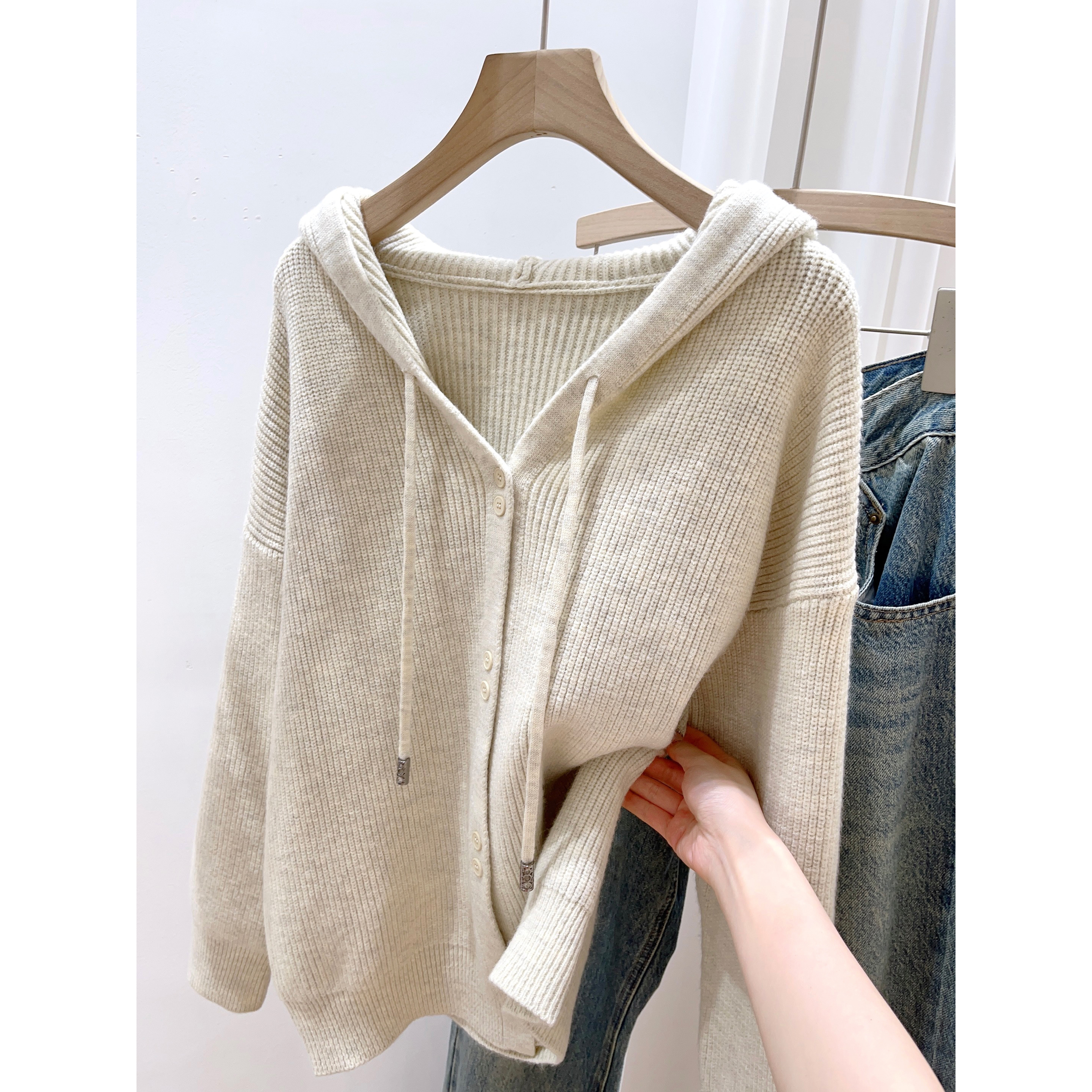 5005双扣气质百搭毛衣针织连帽女新款外搭洋气小个子纯色显瘦