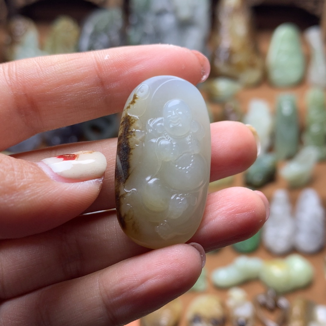 和田玉挂件未镶嵌S****？