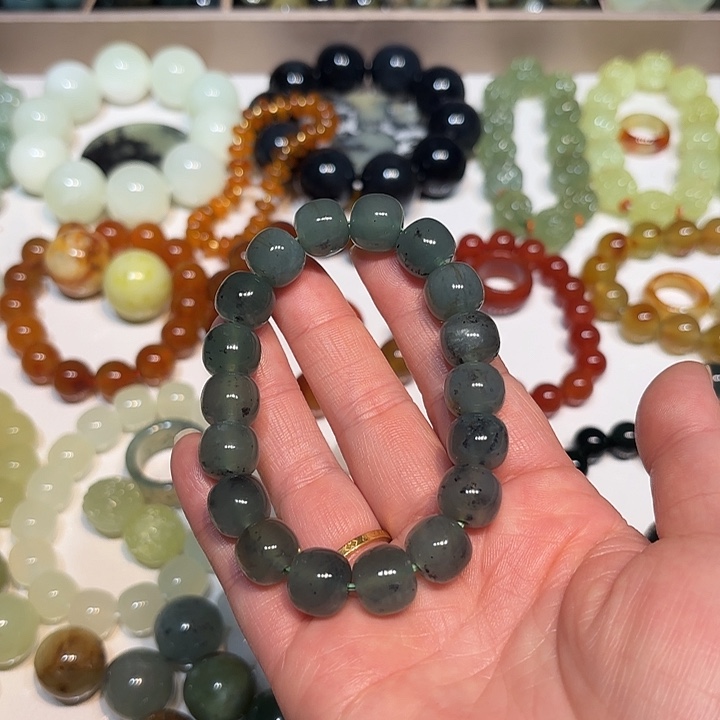 蛇纹石玉未镶嵌手串