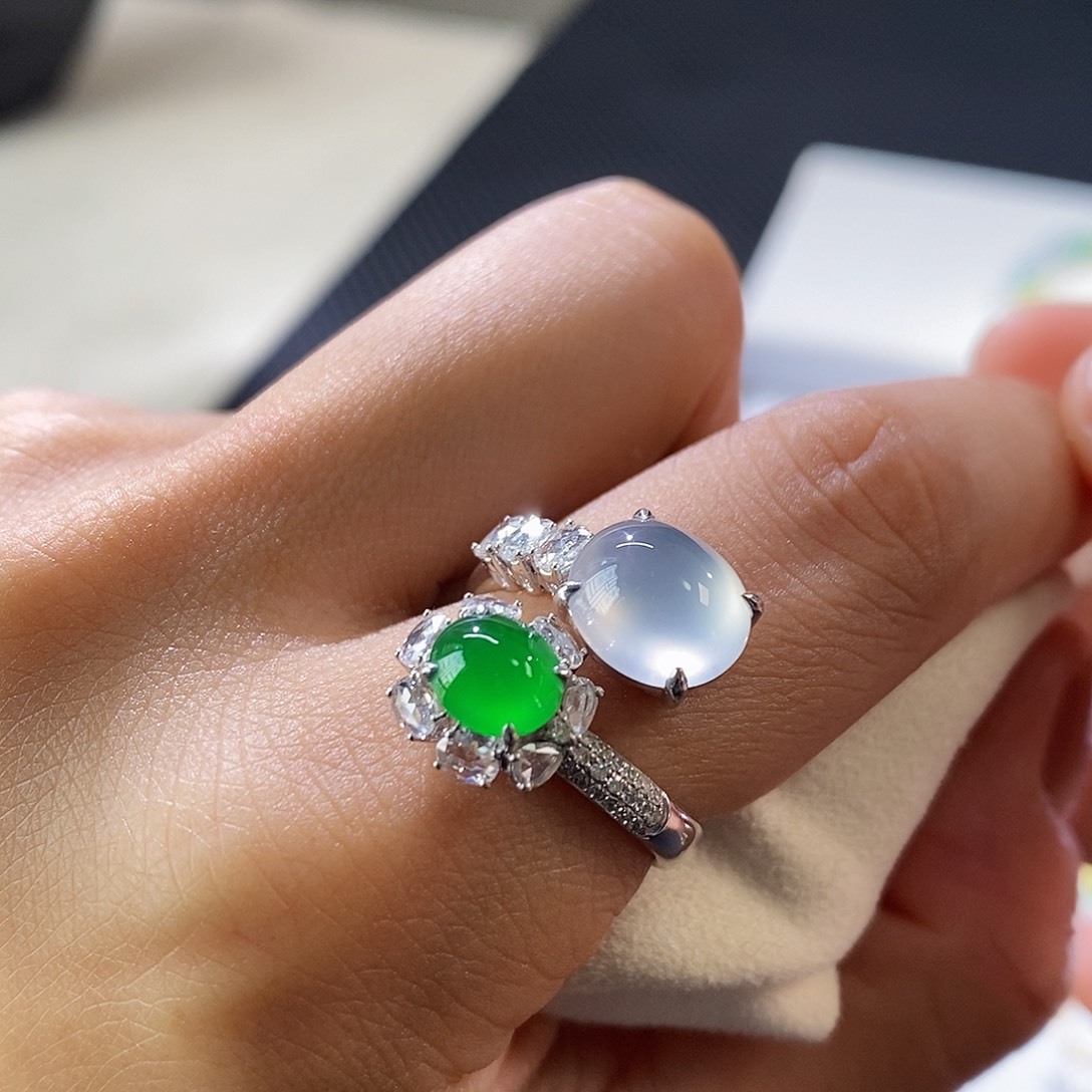 翡翠戒指18K金镶嵌福利款戒指