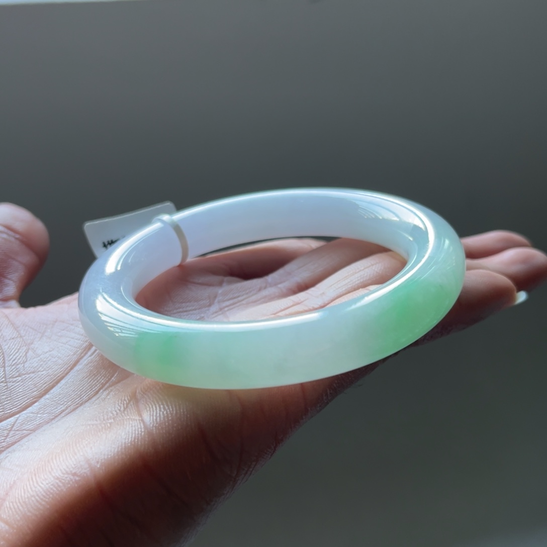 翡翠未镶嵌手镯56.3圈三天鉴赏期