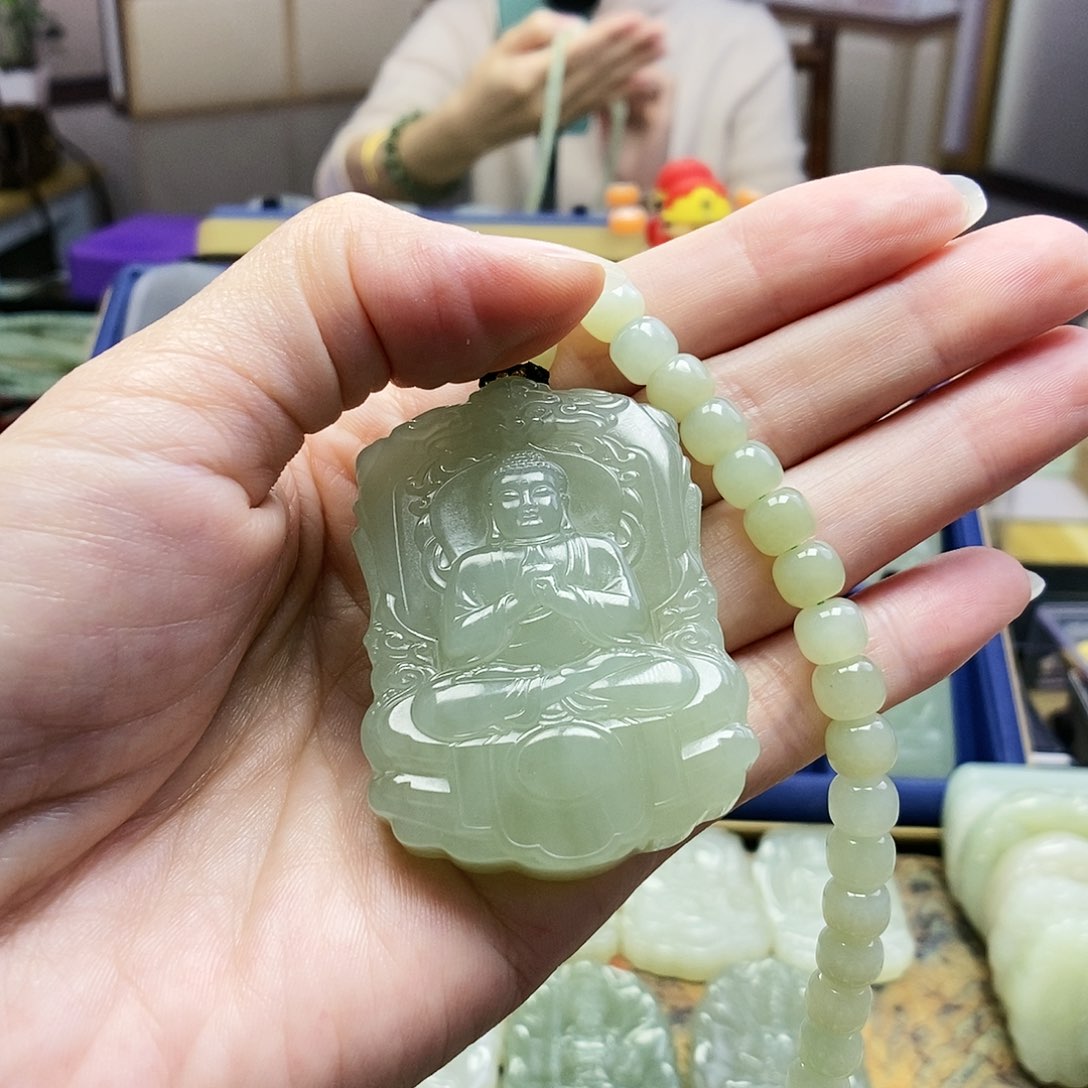 和田玉颈饰未镶嵌安*