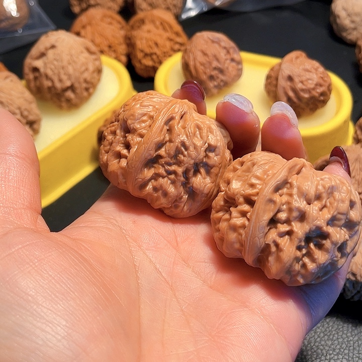 桃核吊坠爆***活文玩核桃