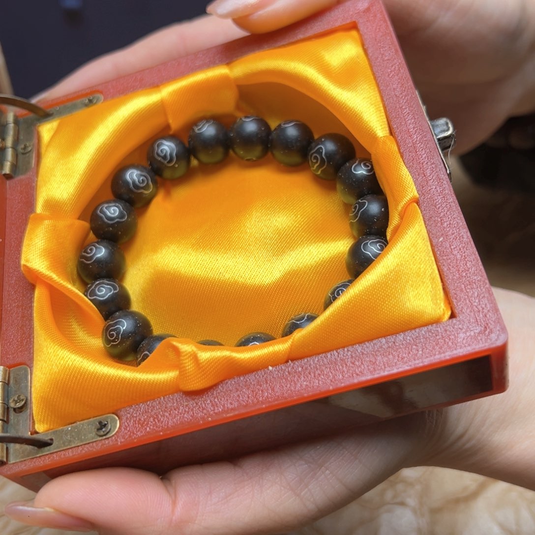 大叶紫檀（黑酸枝木类）