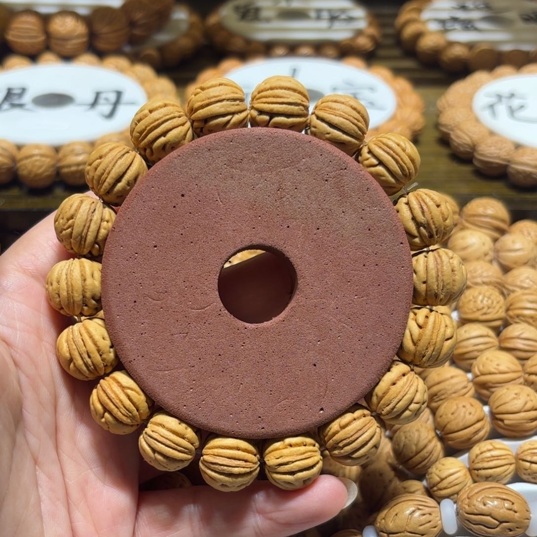 解**?14尺寸野生小金豆肌肉手串
