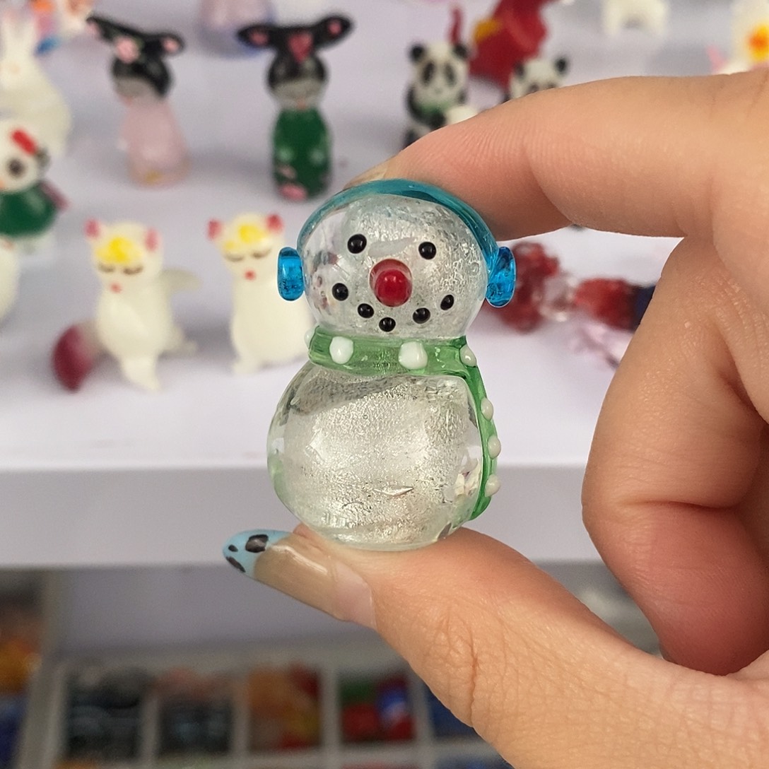 手工艺品琉璃雪人
