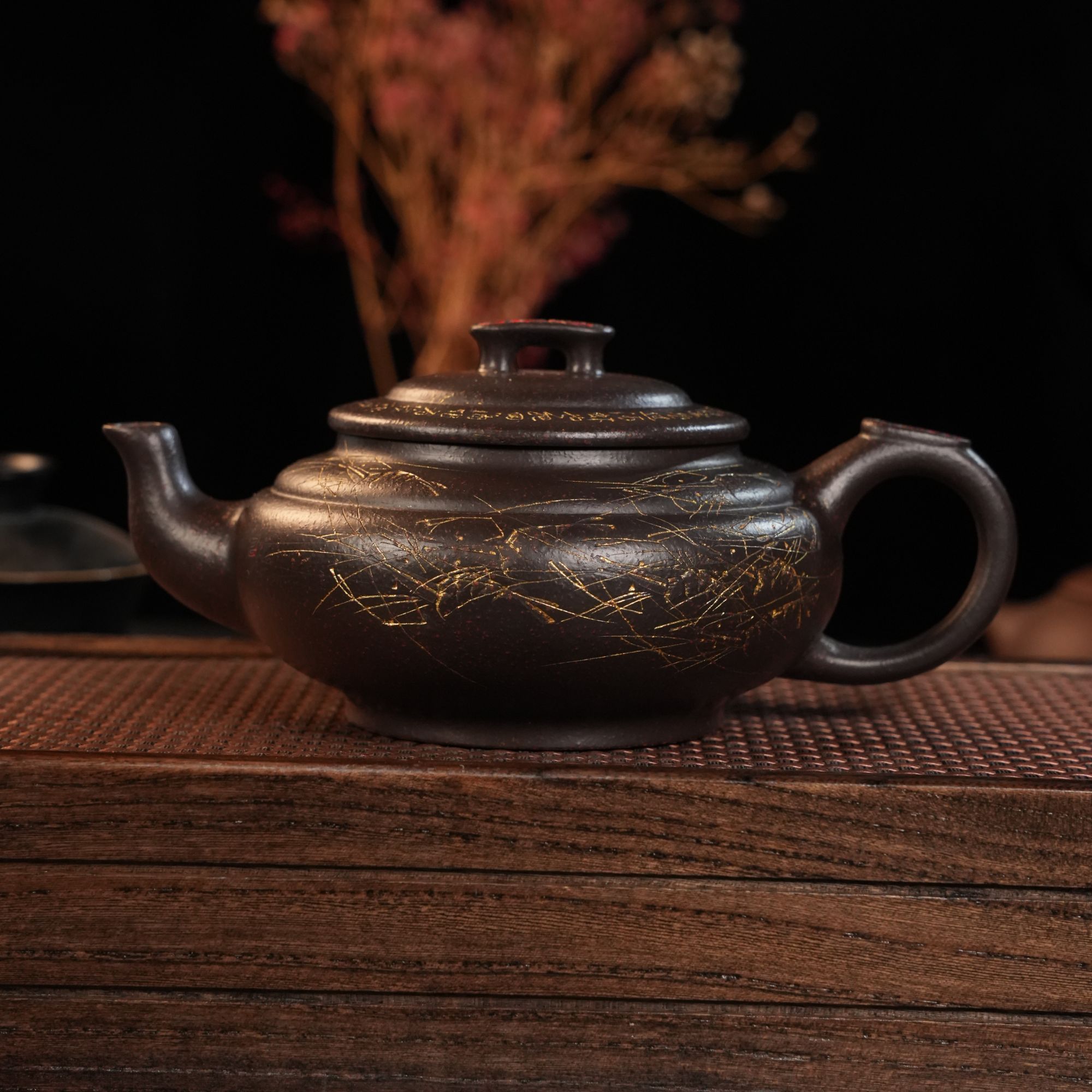 WCH-022    王春洪  宜兴手工紫砂  上新桥