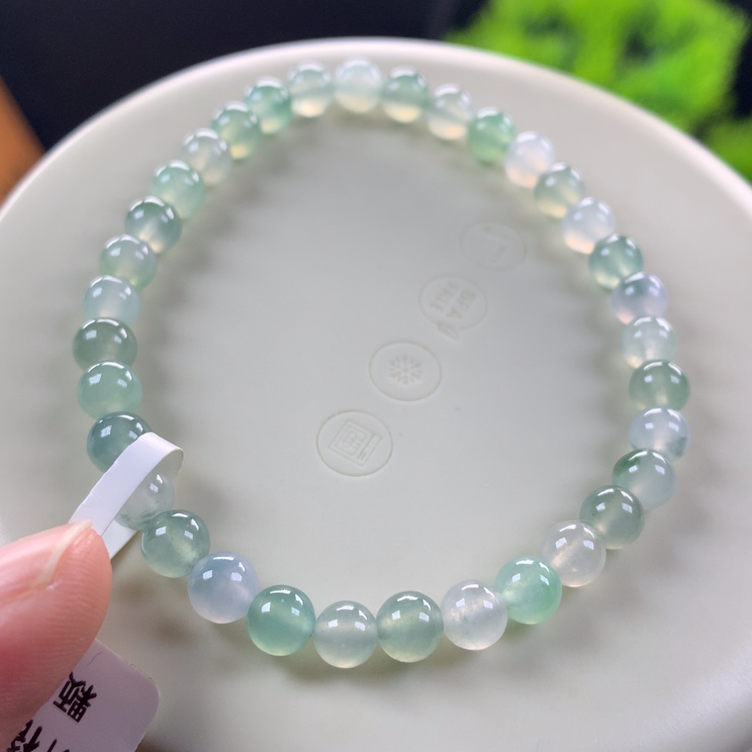 翡翠未镶嵌手链卡5.5