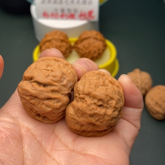 文玩核桃把件35.5蛤蟆头