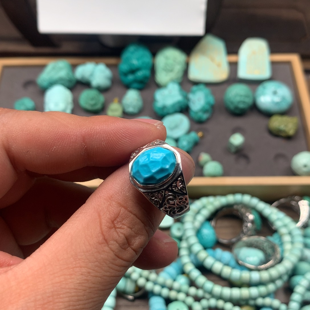 绿松石雕刻未镶嵌?****N