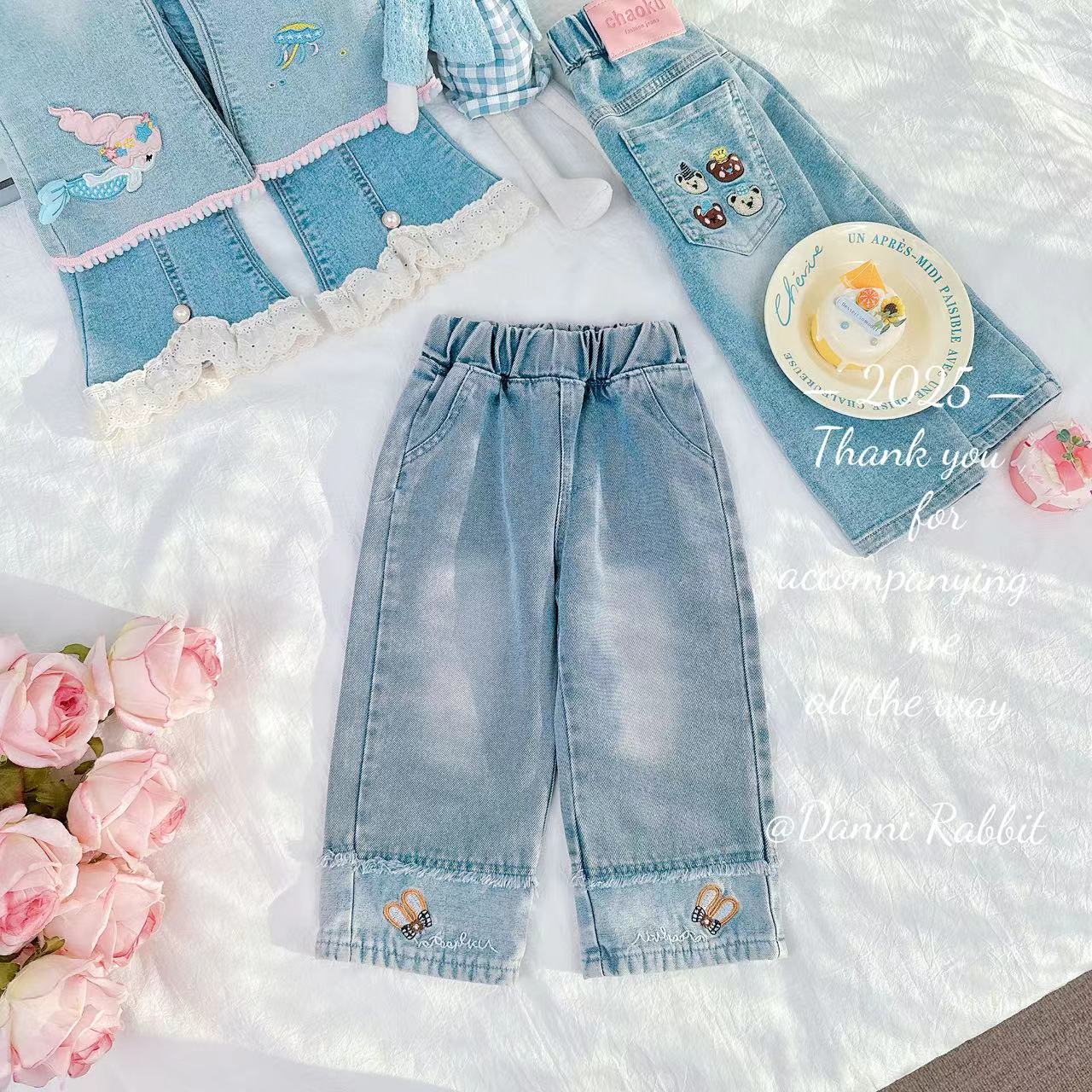 【Dannirabbit】*小兔耳朵刺绣韩系直筒牛仔裤* D-G31