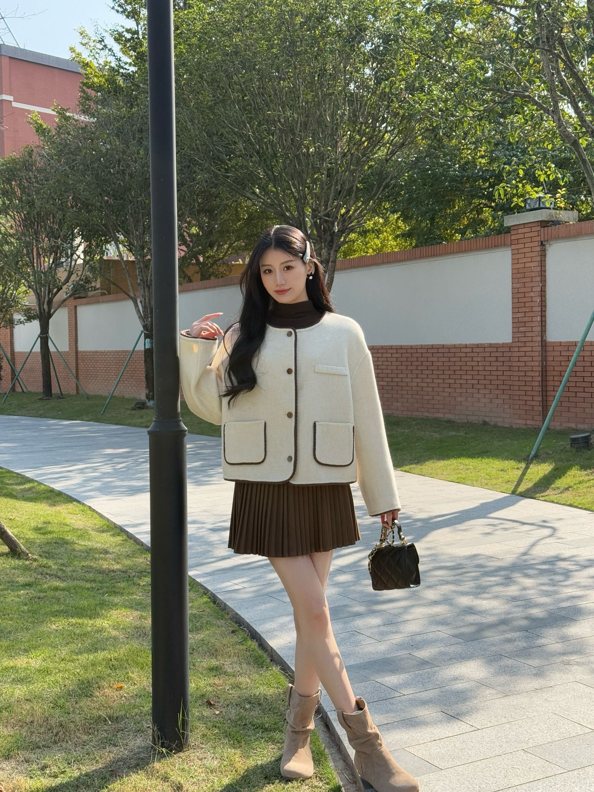 长袖时尚常规小个子针织秋季短款上衣卫衣洋气磨毛小众