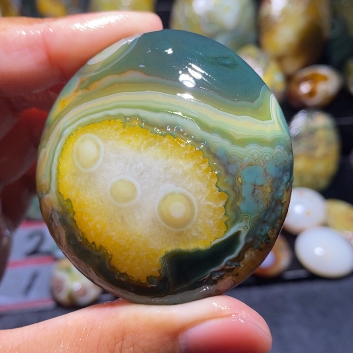 未镶嵌玛瑙/玉髓珠宝奇石