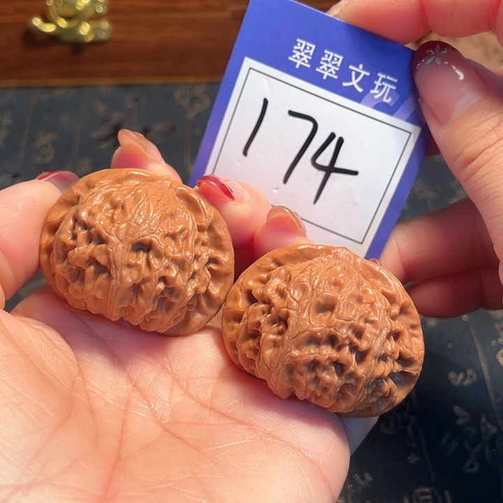 桃核把件174号宫灯43.5尺