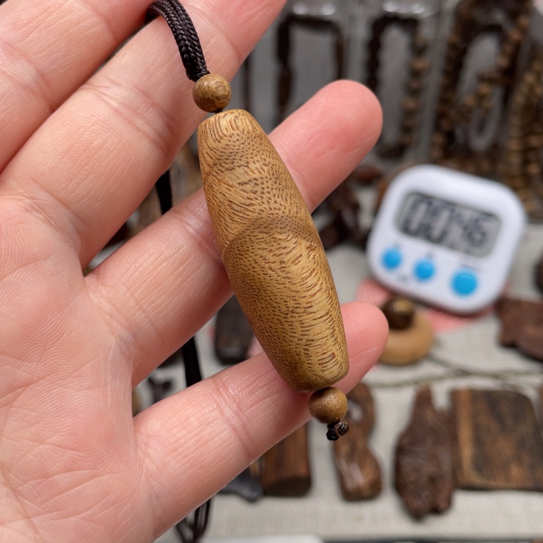 沉香沉香碎屑达拉干