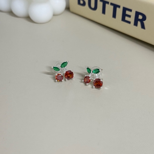 芽怼怼(高高) 耳钉 韩系樱桃耳钉
