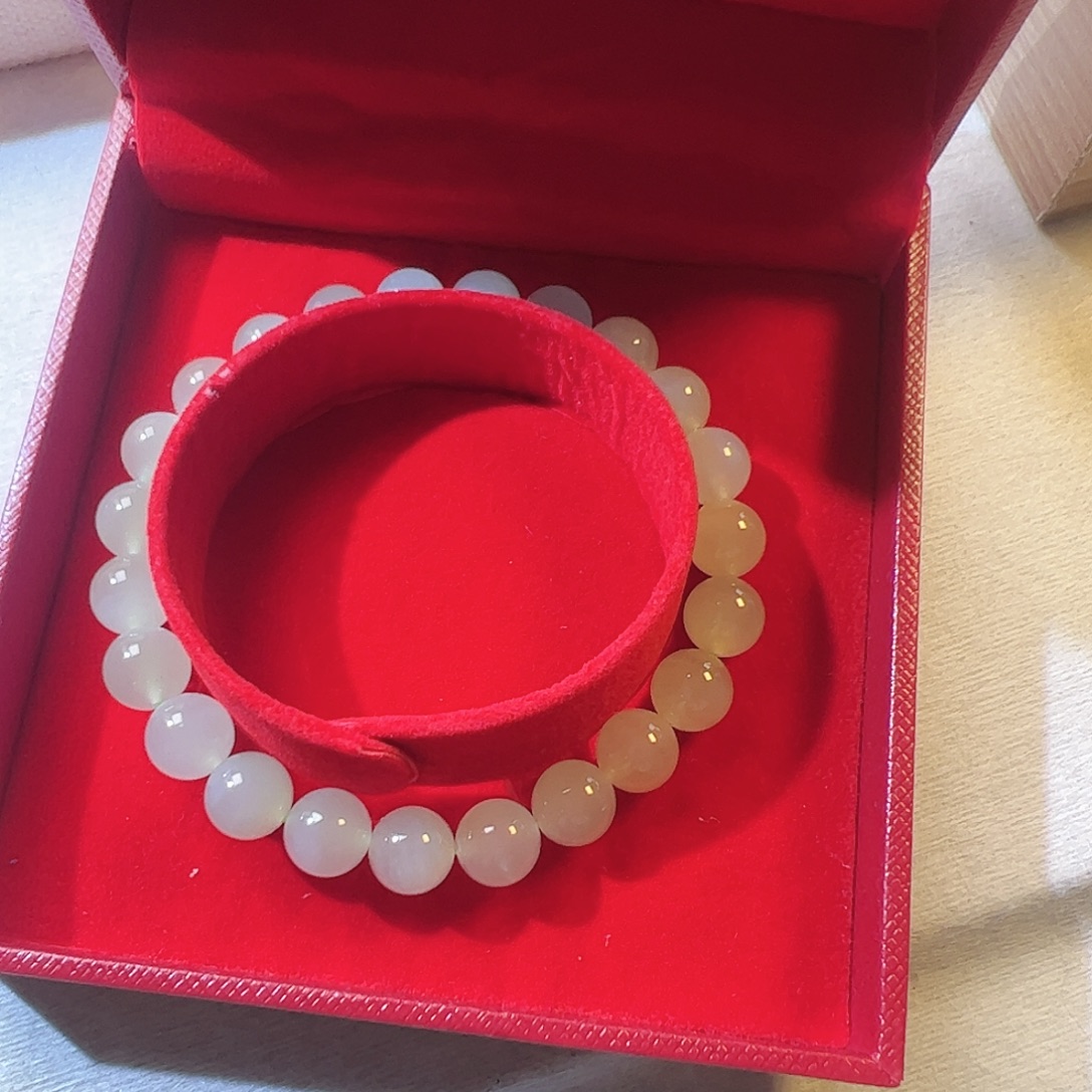 娜***记和田玉（糖玉）未镶嵌手链