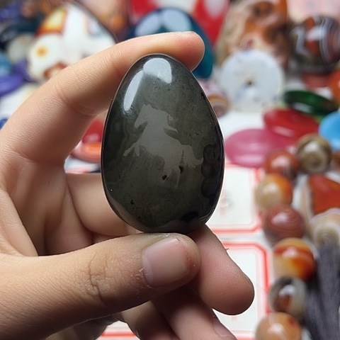 玛瑙/玉髓颈饰未镶嵌