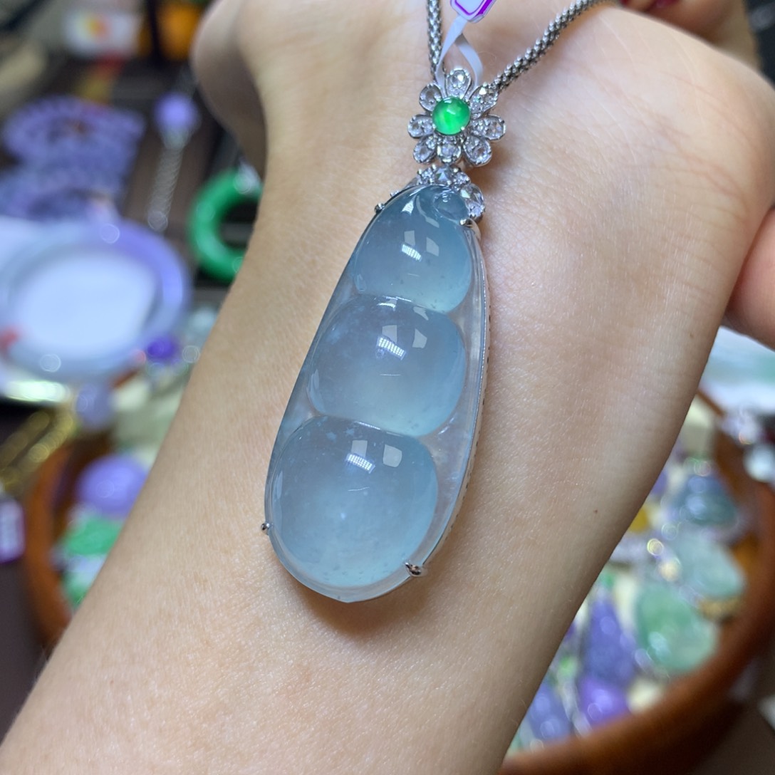 【闪购商品】翡翠颈饰18K金镶嵌翡翠