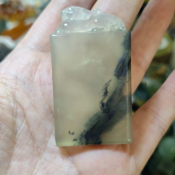 岫玉未镶嵌挂坠款式