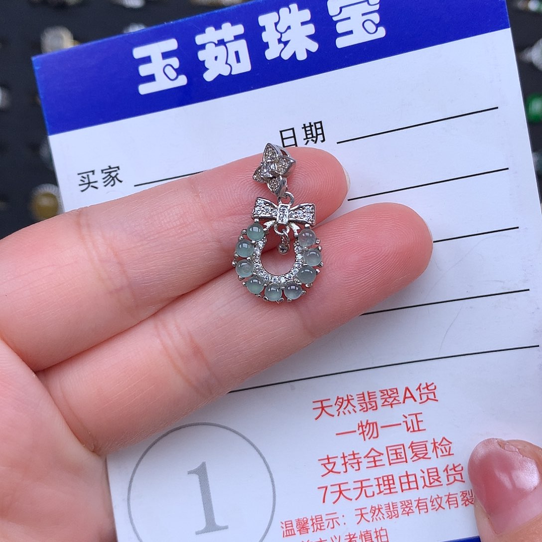 翡翠颈饰银S925镶嵌项链925