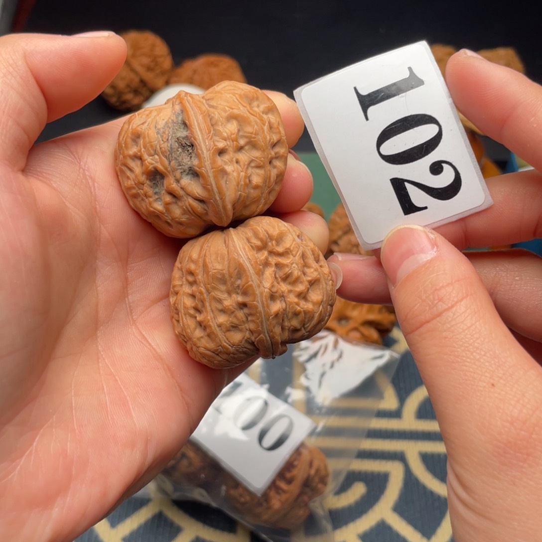 文玩核桃把件39全品元宝的102号～