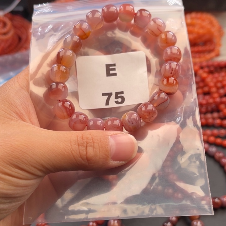 南红玛瑙未镶嵌多样性发货默认微瑕称重10mm